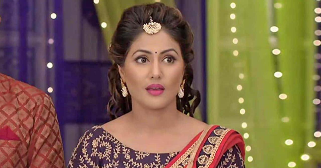 Hina Khan rose to prominence with her role as 'Akshara' in 'Yeh Rishta Kya Kehlata Hai.' Her sudden exit from the show left everyone in shock 